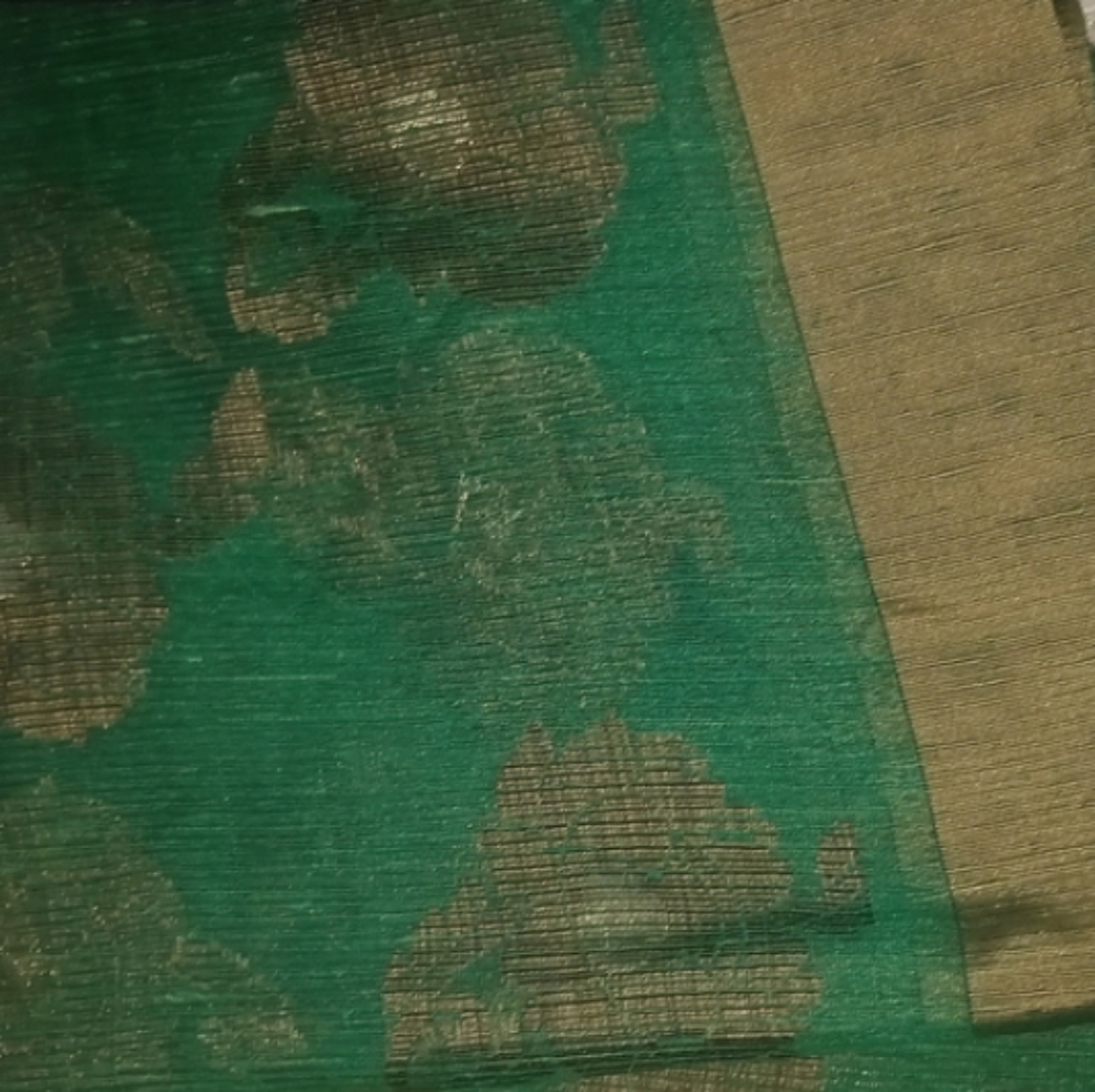New Green linen blend banarasi brocade with flowers motif, unstitched blouse - Picture 3 of 3